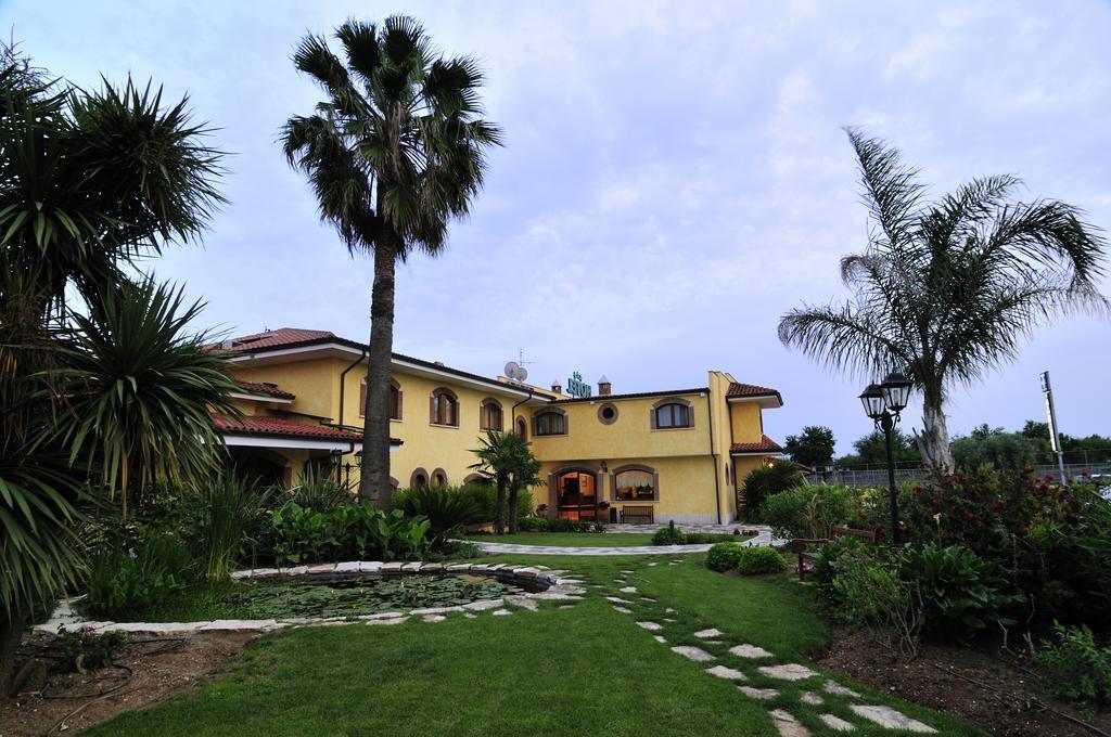 La Locanda Del Cavaliere Borgo Montello Buitenkant foto