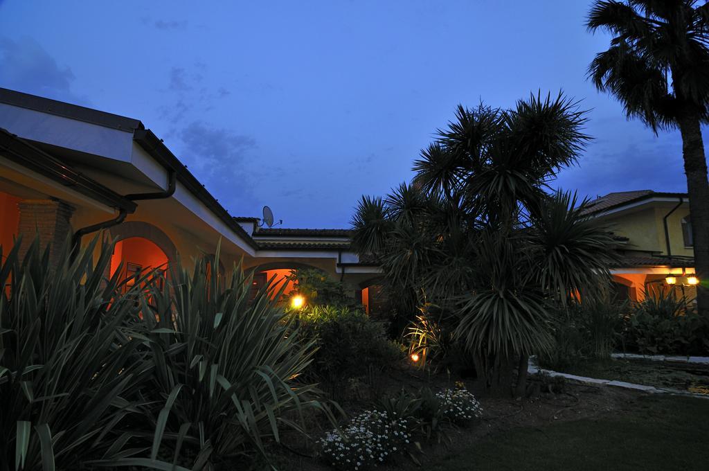 La Locanda Del Cavaliere Borgo Montello Buitenkant foto