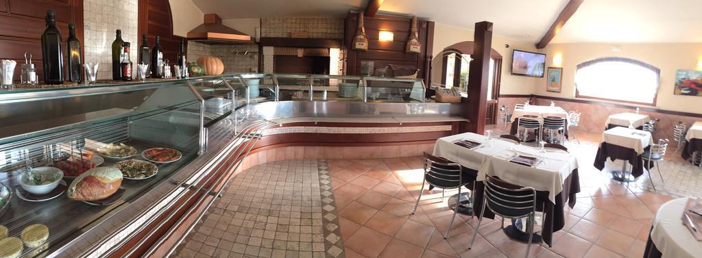 La Locanda Del Cavaliere Borgo Montello Buitenkant foto